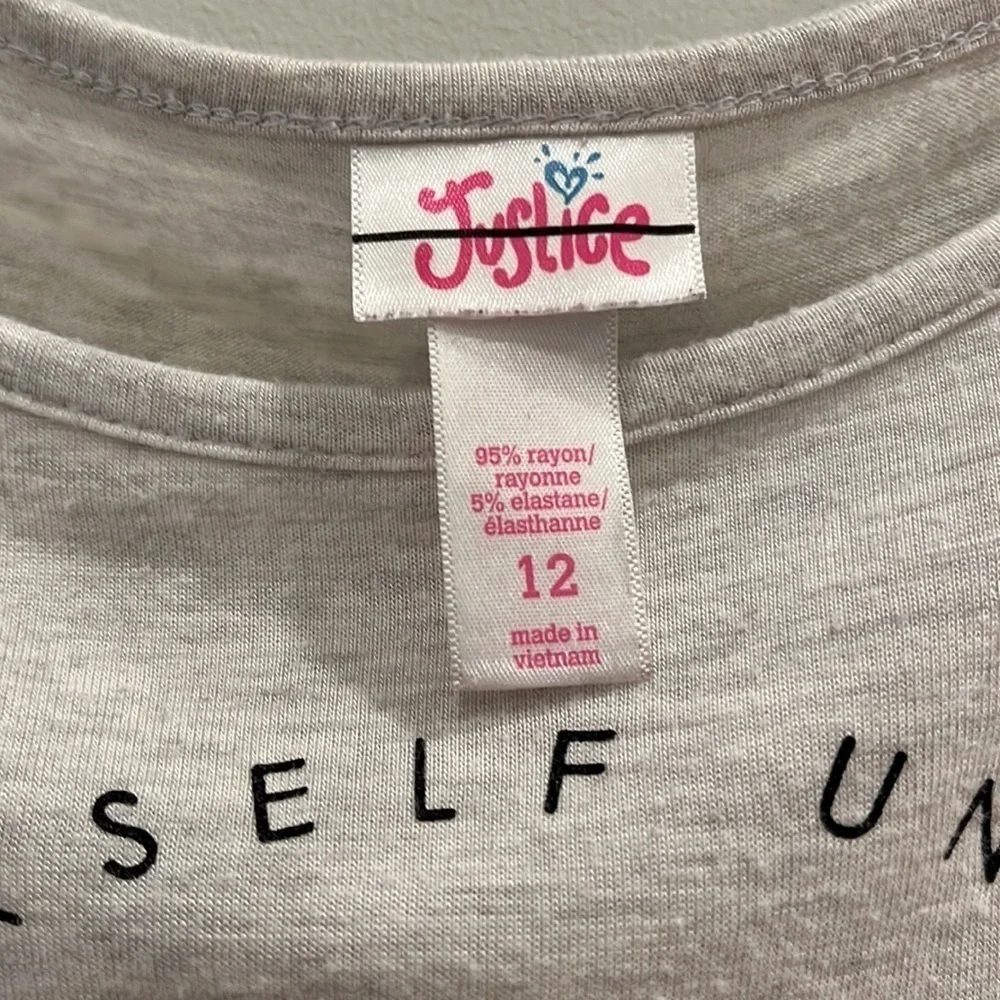 Justice - girls long sleeve t-shirt. Unicorn sequin design. Size 12. Light gray